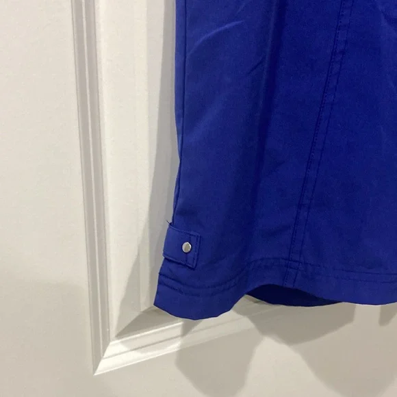 Chico’s Zenergy Neema Cargo Shorts Size 1 - Picture 4 of 9